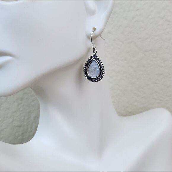 🔥⏭️NWOT Sterling Silver Mother of Pearl Dangling Drop Earrings - Picture 7 of 16